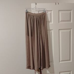 H&M Women's Maxi Skirt in Tan